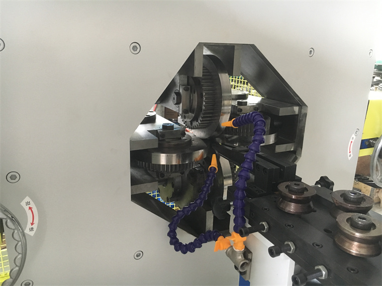 Stainless Steel Grade 316L and 304 Wire Flattening Machine: Precision and Durability